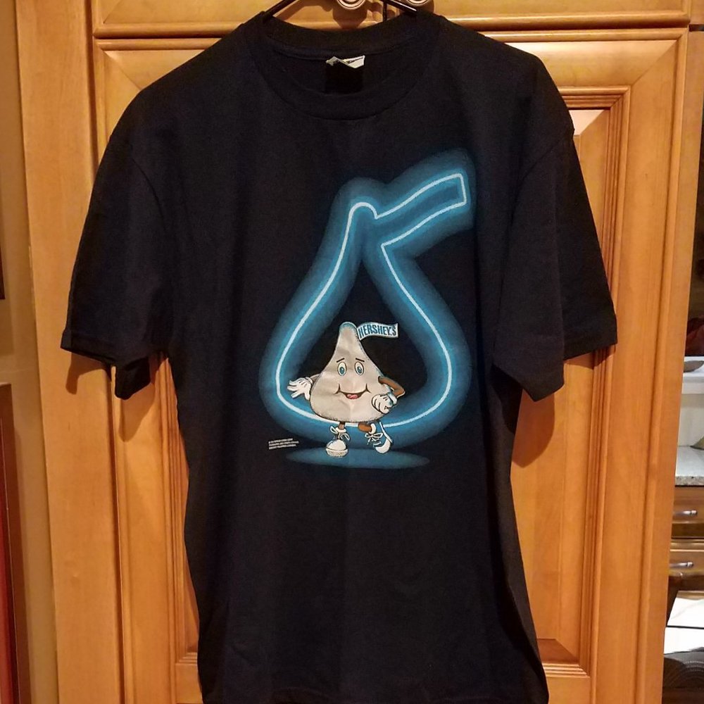 Vintage Officially Licensed Hershey's T-shirt